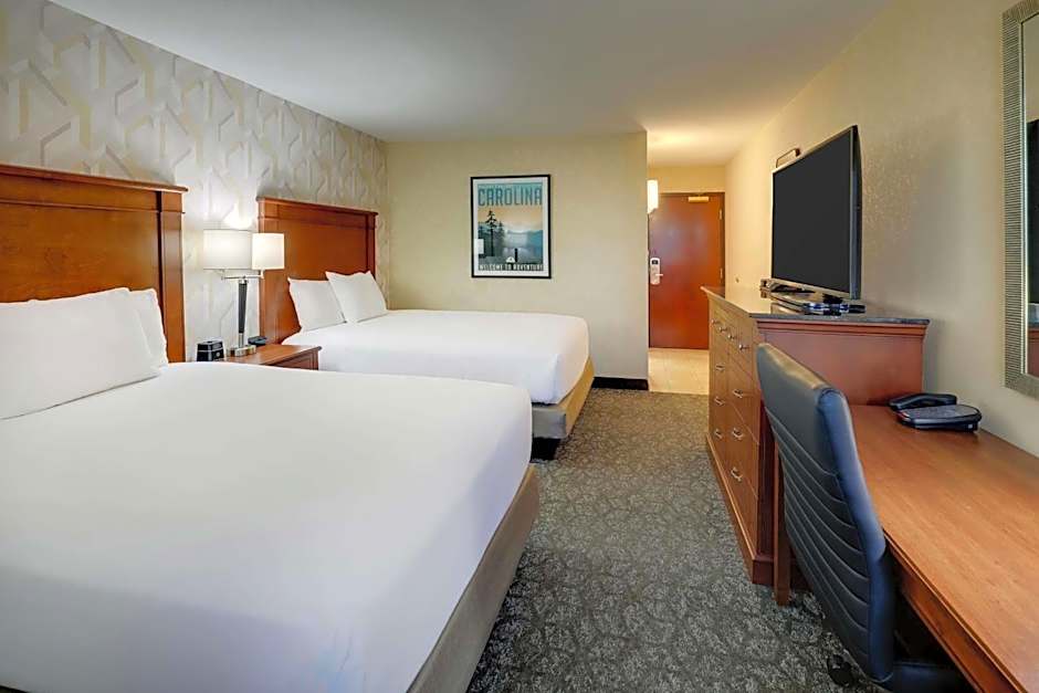 DRURY INN & SUITES CHARLOTTE UNIVERSITY PLACE