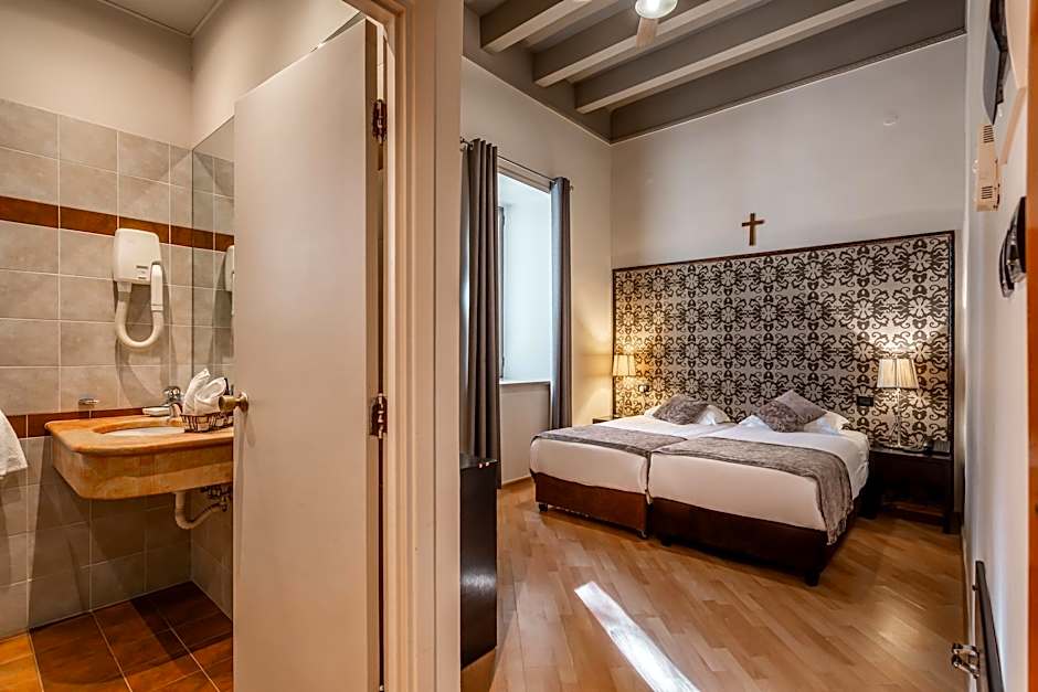 Notre Dame Center Guest House