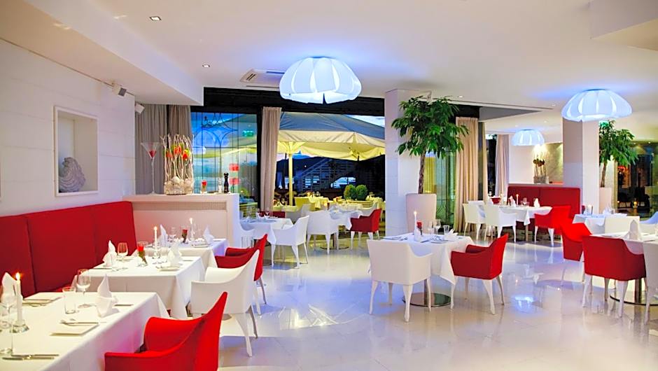 Lake's - My Lake Hotel