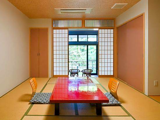 Uguisudani Onsen Takenoha
