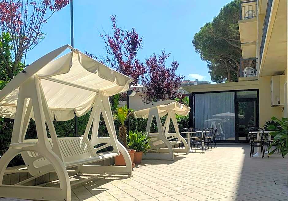 Hotel Villa Platani