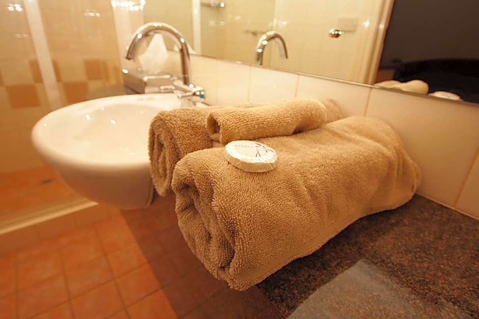 Mitchell River Tavern