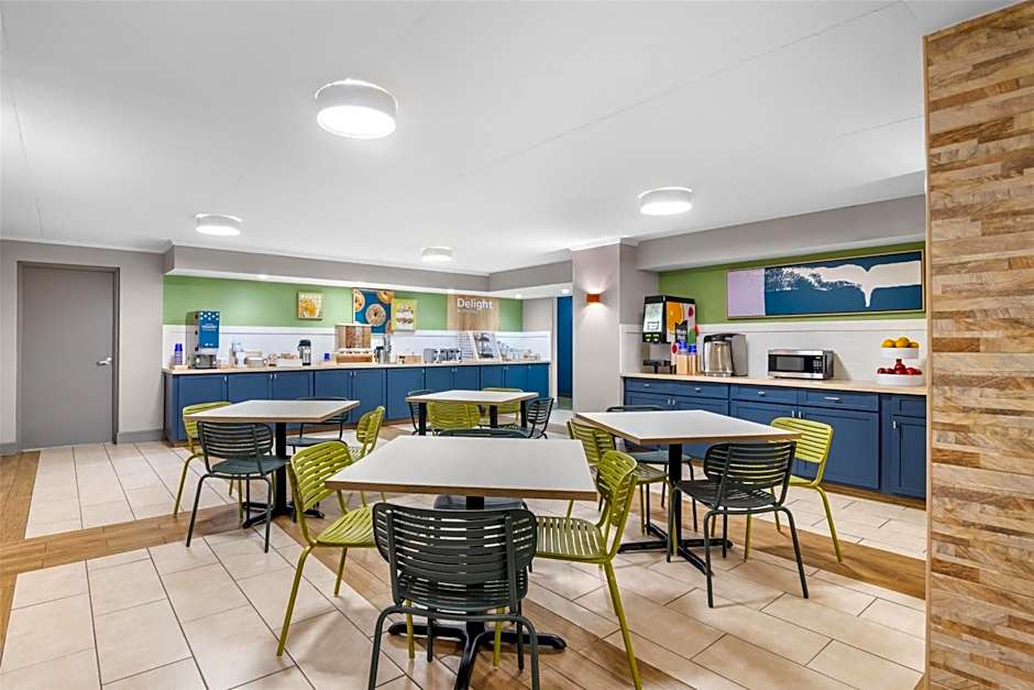 Spark by Hilton Roanoke Civic Center