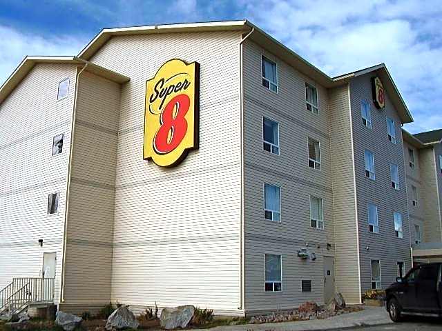 Super 8 by Wyndham Yellowknife