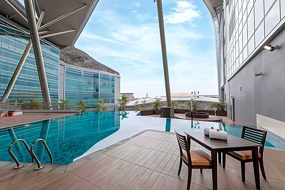 Raia Hotel Convention Centre Kuching