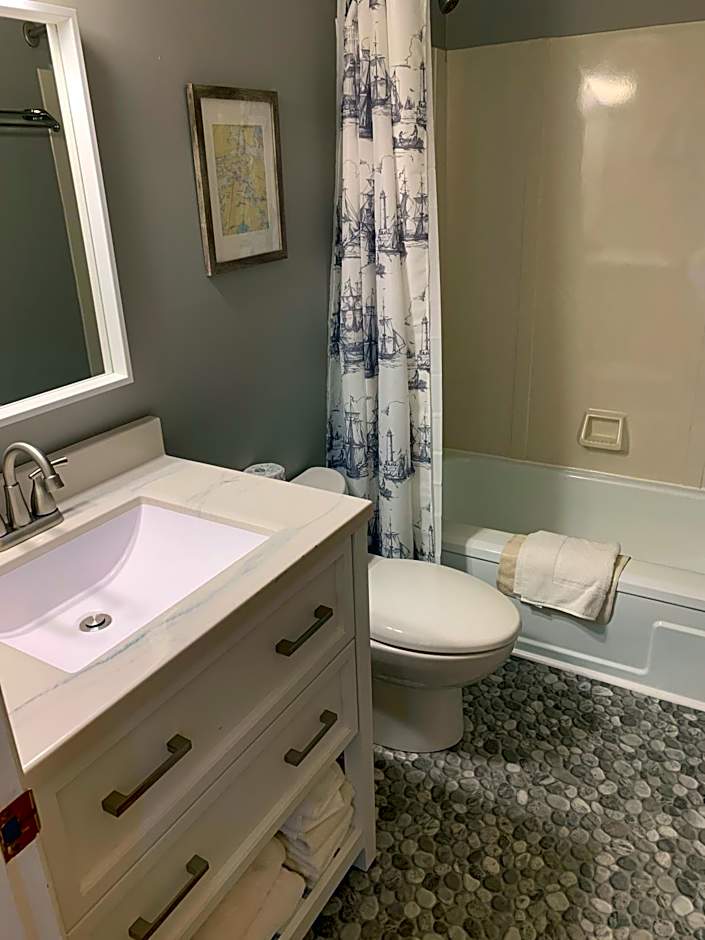 Paradise Inn On the Beach