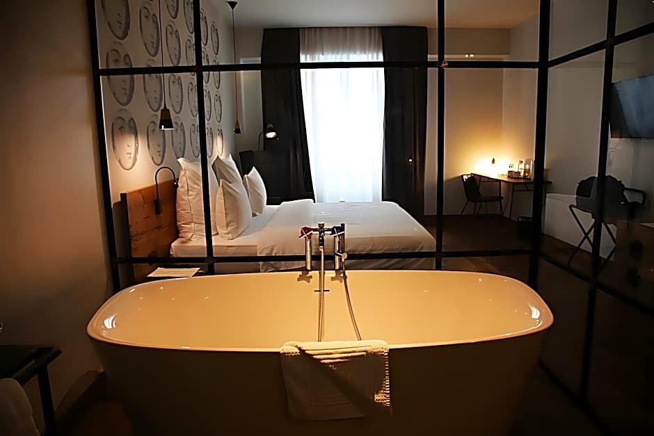 Shota@Rustaveli Boutique Hotel