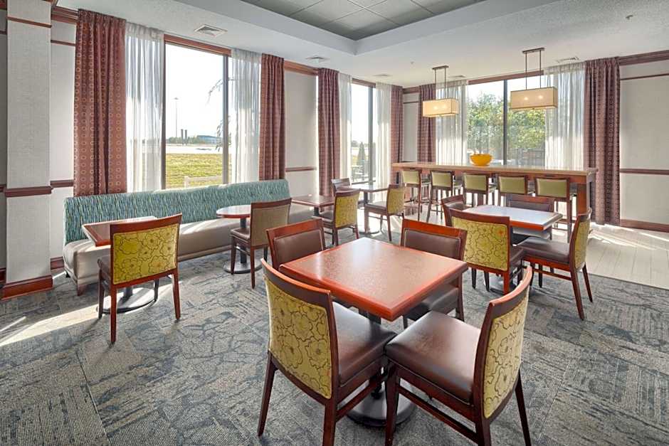 Hampton Inn By Hilton Louisville-Northeast KY