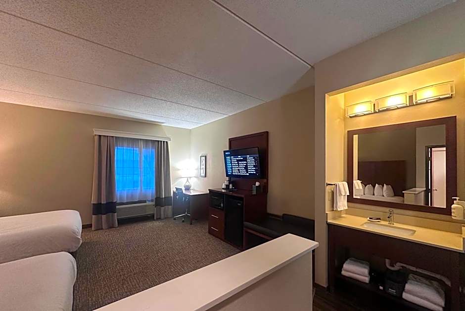 Wingate by Wyndham West Mifflin