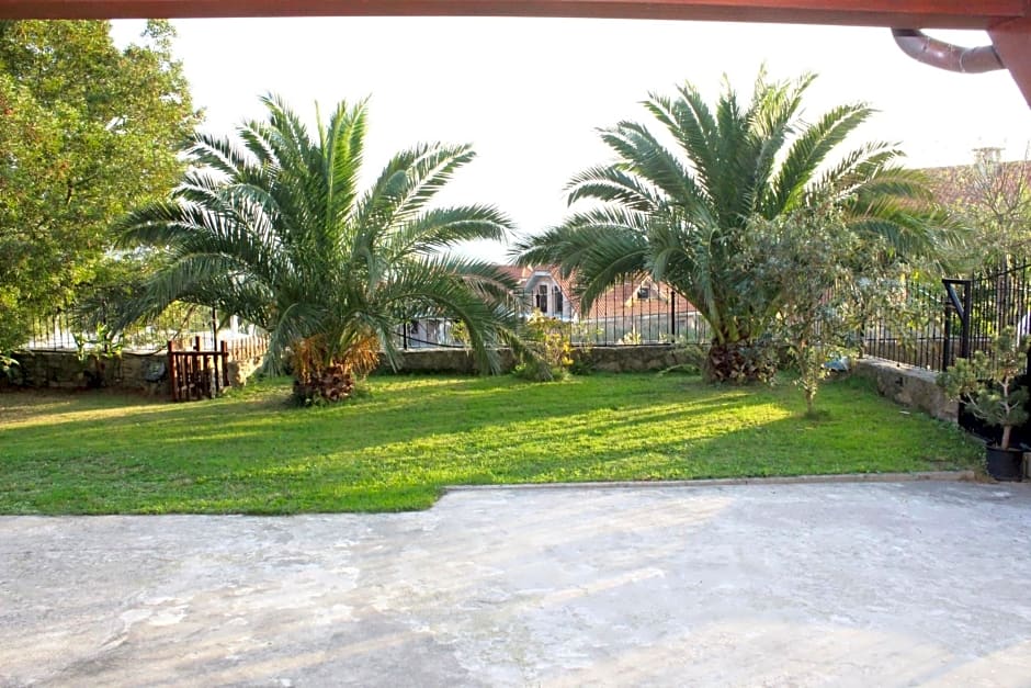 Posada La Cabana De Salmon