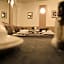 Carlton Hotel