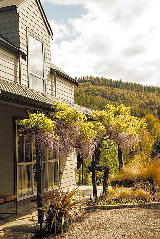 Maruia River Retreat