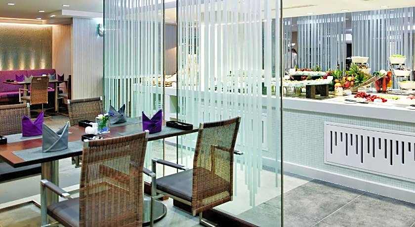 Eastin Grand Hotel Saigon