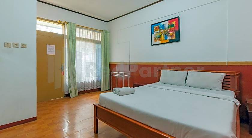 Seruni Guest House Near Alun Alun Lembang Mitra RedDoorz