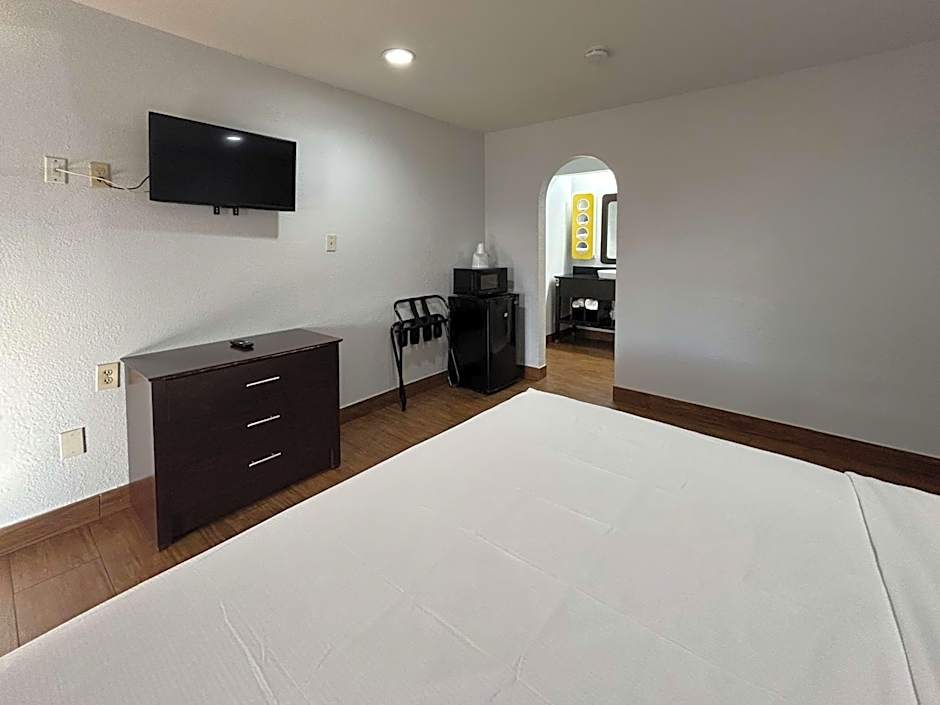 Motel 6 Denham Springs, LA