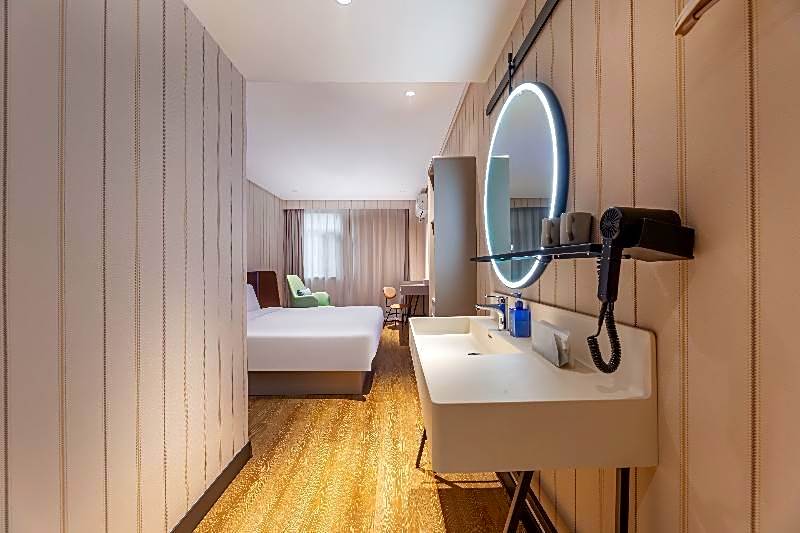 Hanting Hotel Zhangjiagang Golden Port