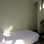 Hotel O Homestay OrangeNearNagoya Hill Shopping Mall