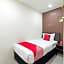 Super OYO 326 Tc Hotel