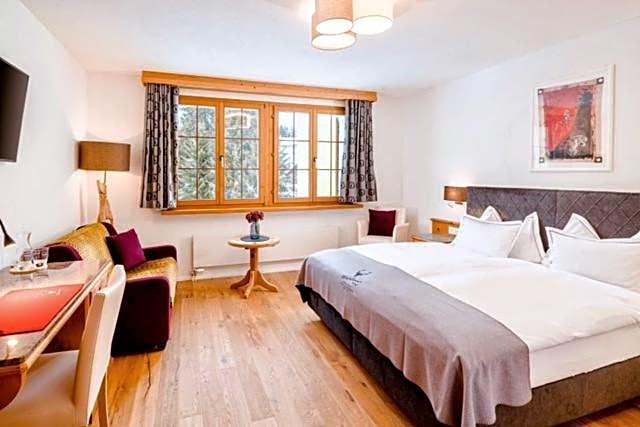 Hotel Waldhaus am See