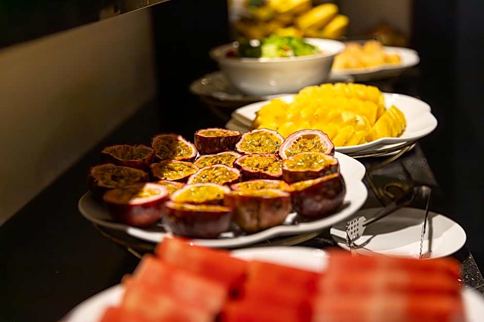 Hanoi House Hotel & Travel