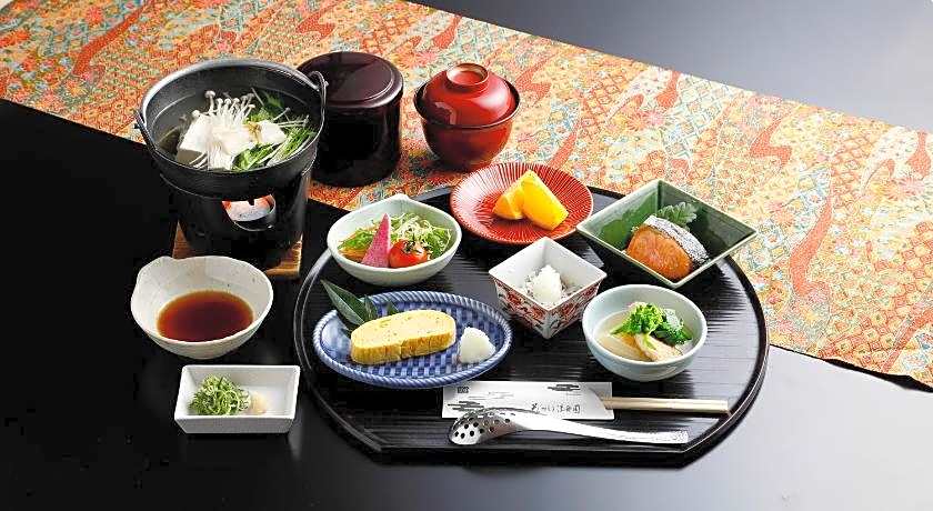 Kyoto Uji Hanayashiki Ukifune-En