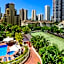 The Crest Apartments - Main Beach