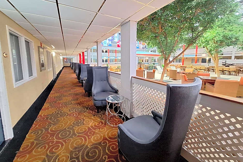 Travelodge by Wyndham Indianapolis Speedway