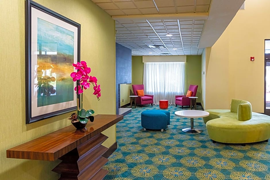 Best Western Plus North Savannah