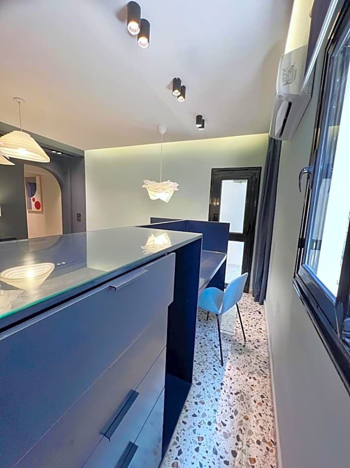 The 1 BDR Cobalt Cube 5 min to CAI Airport