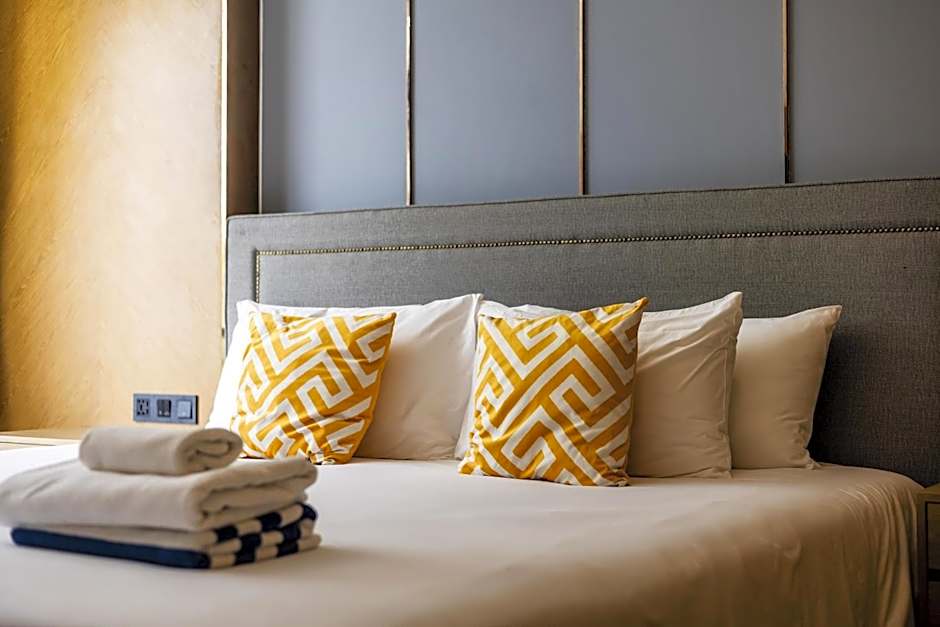 Stylish 2 Bedroom Apartment S6609 by IBG Property