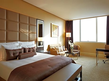 Club Executive Suite