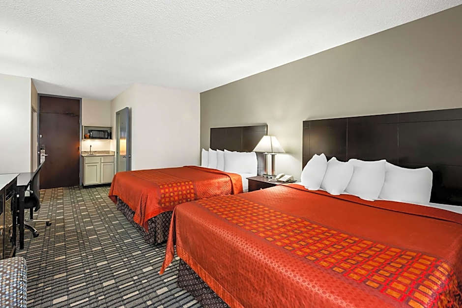 SureStay Plus Hotel by Best Western Lubbock Medical Center