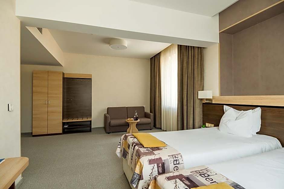 Dunav Plaza Hotel