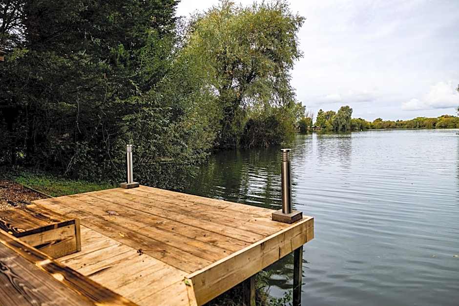 Woodlakes Park By Liv Retreats