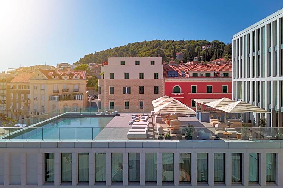 Hotel Ambasador