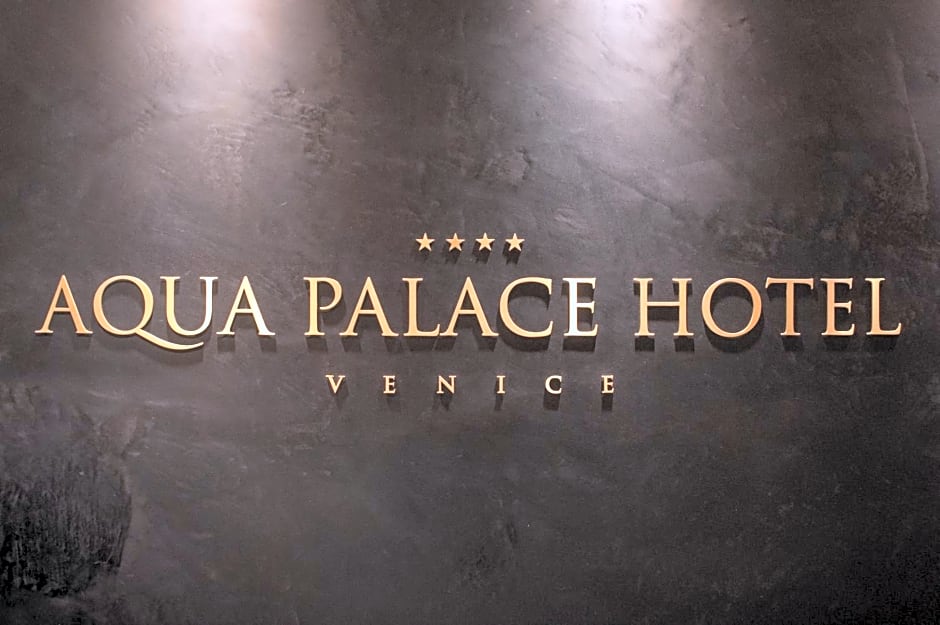 Aqua Palace