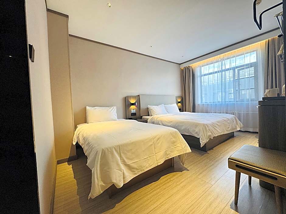 Hanting Hotel Ji'nan Quancheng Square
