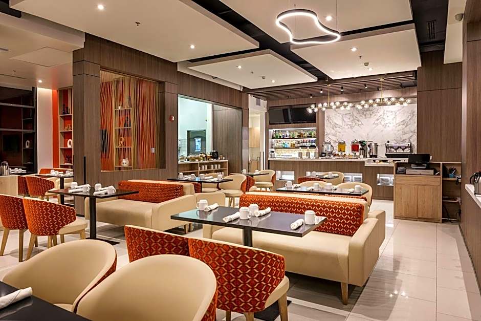 Courtyard by Marriott Panama Metromall
