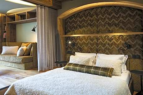 Junior Suite with Balcony
