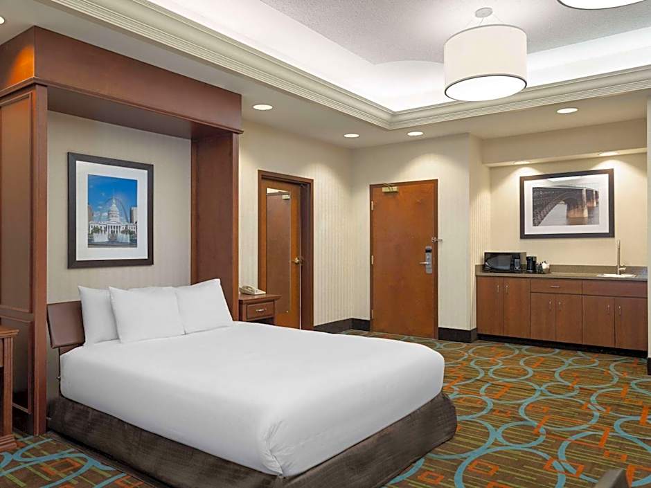 Wingate by Wyndham St Louis Airport