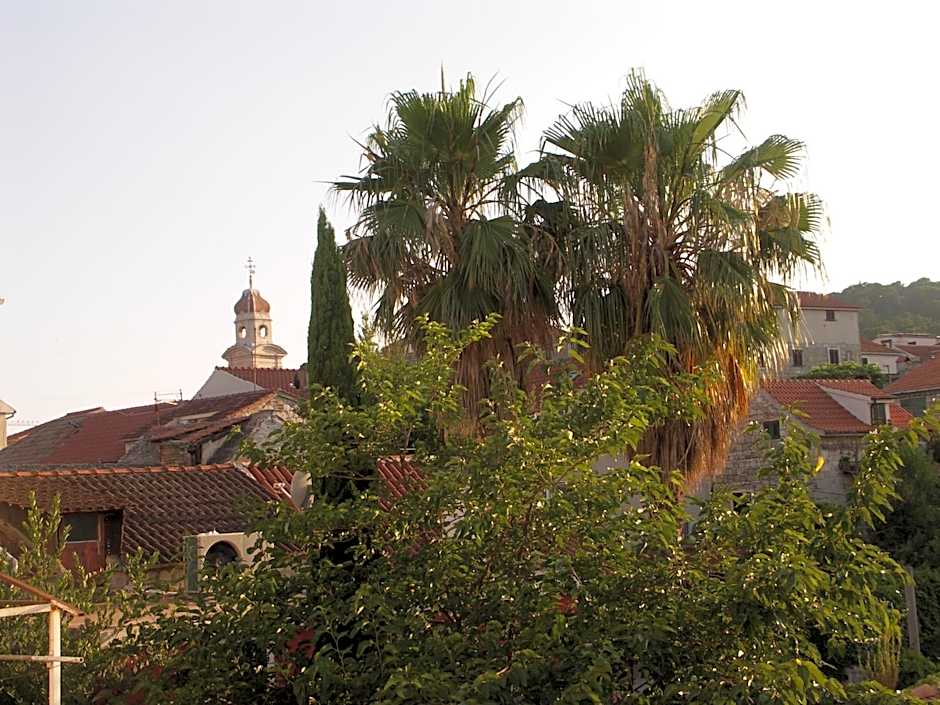 Aspalathos Residence