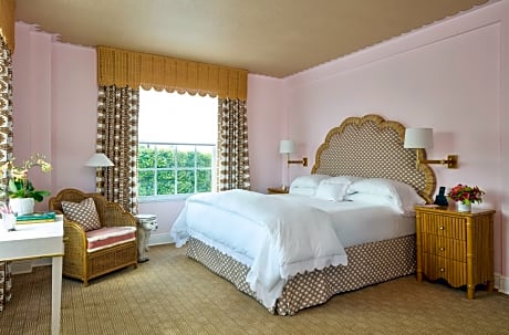 Room Premium