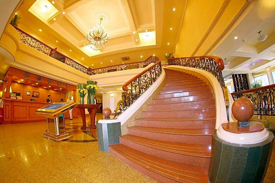 The Tray Hotel Hai Phong