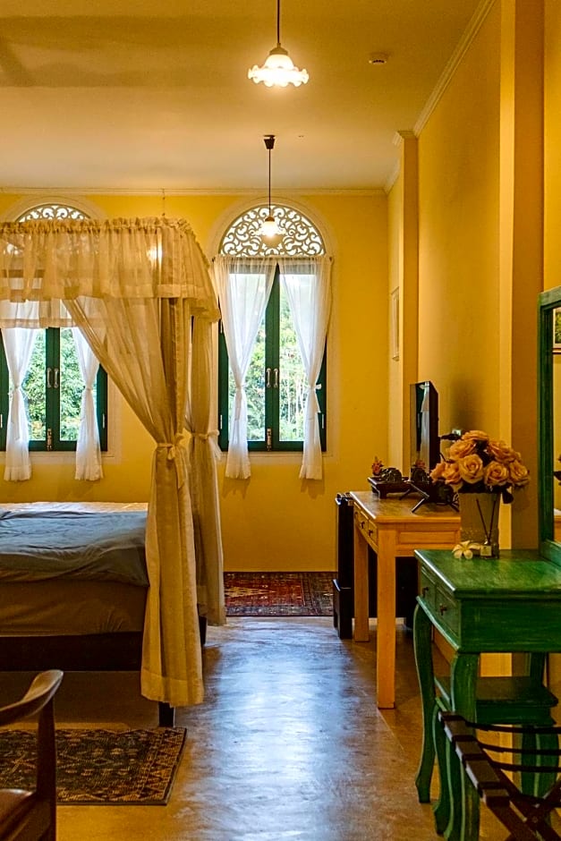 Bhirom at Baan Thongjaya