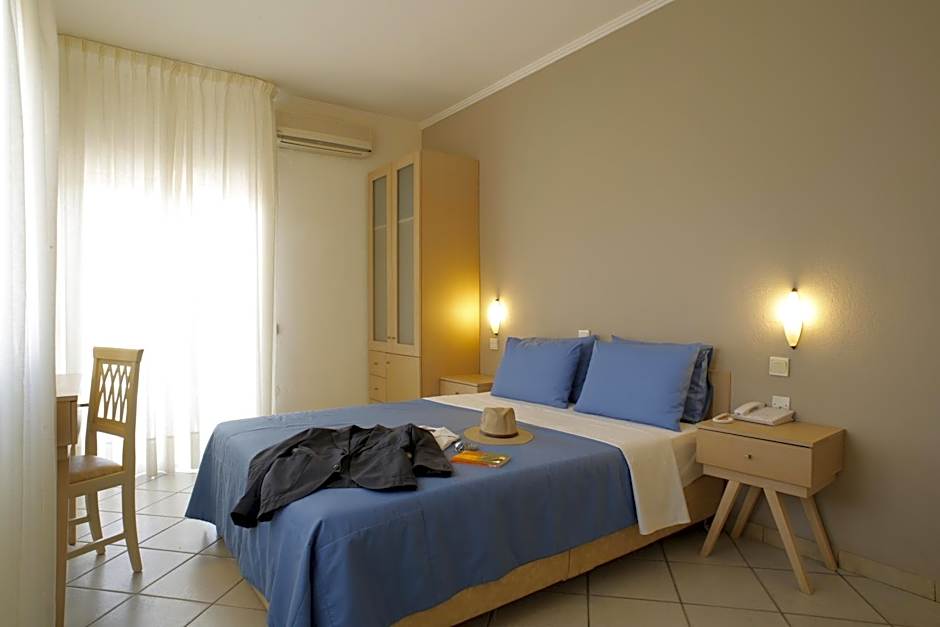 Stratos Hotel