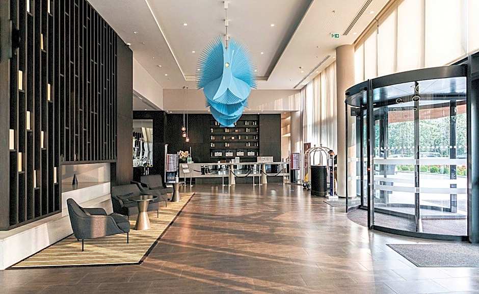 Centro Westside by Rotana