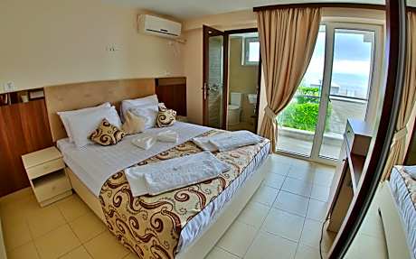 Standard Double Room with Sea View