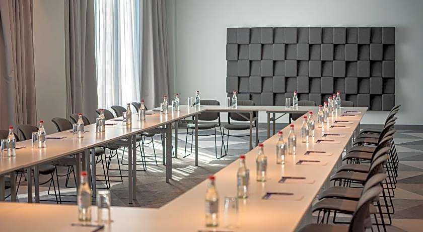 Holiday Inn Express Yerevan By IHG