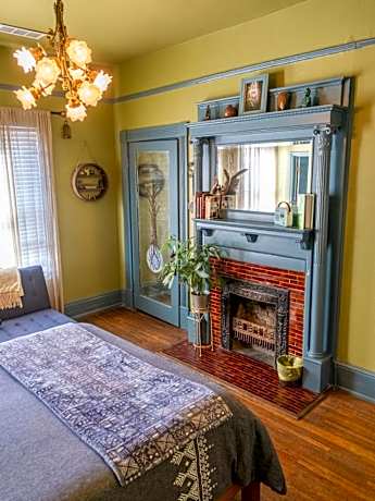 Superior Queen Room