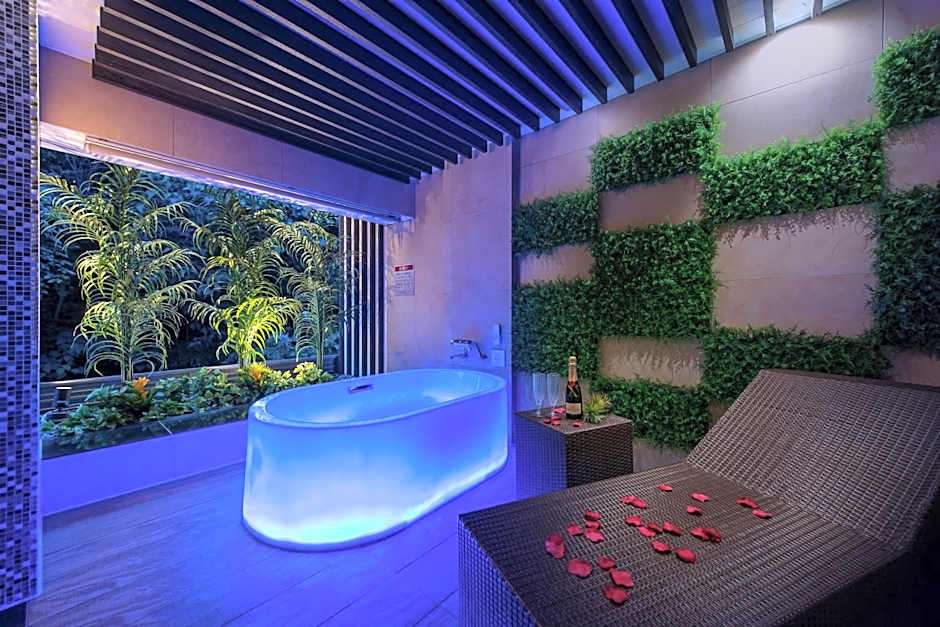 Hotel Lotus Iwatsuki (Adult Only)